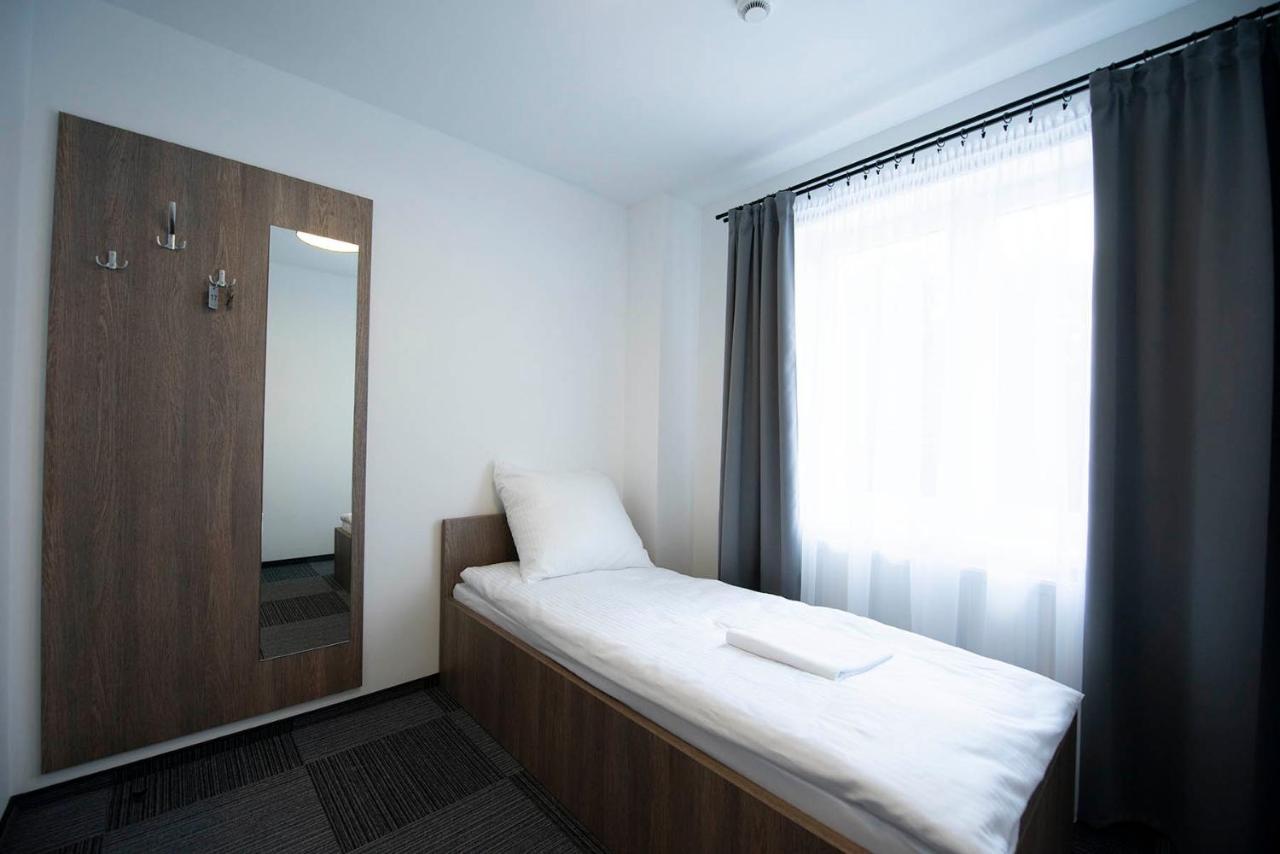 Hostel Sms Free Parking บิดกอชซ์ ภายนอก รูปภาพ